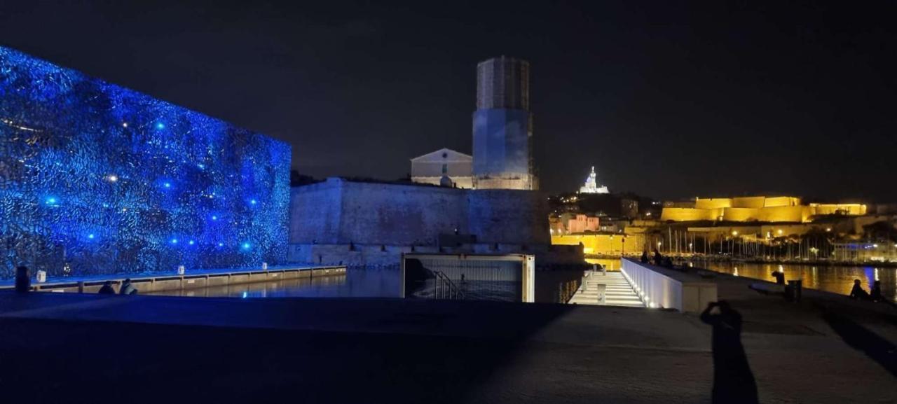 Апартаменты T2 La Joliette Sur Notre Dame Марсель Экстерьер фото